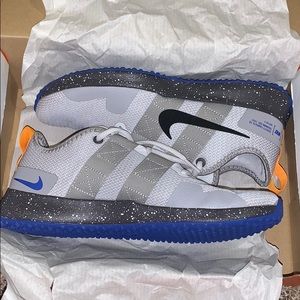 nike varsity compete tr 2